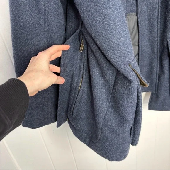 L.L. Bean Maine Guide Parka Men's Wool 0BMH7 Long Sleeve Blue Lined Collar $320 - Picture 10 of 12
